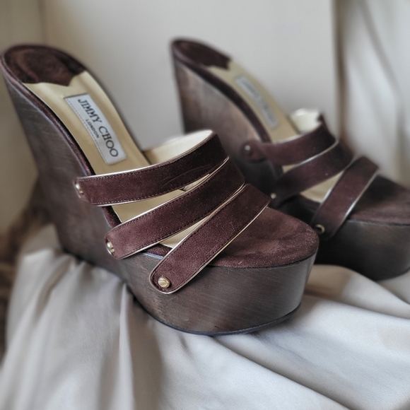 Jimmy Choo - Picture 3 of 5